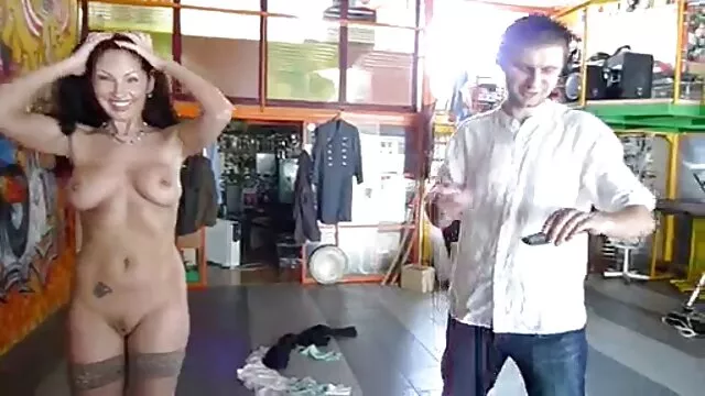 PB porno dingue xxl & J pour le footboy