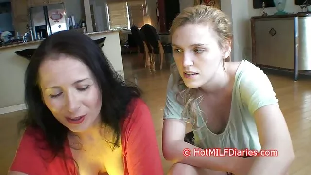 Petite amie amateur blonde se masturbe et obtient un castor film pornot xxl