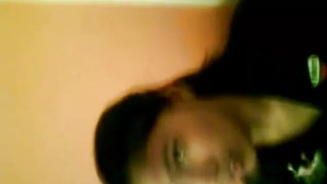 Superbe blonde sexy Aus Girl montre tout film porno xxl porno sur webcam publique