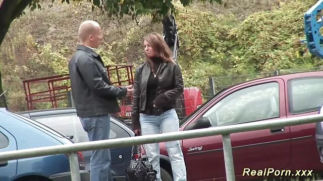 DIRTY BRITISH xxl porno dingue COUPLE BAISE UNE SALOPE EURO