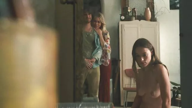 Sluty fille allemande en latex baise son film pono xxl petit ami