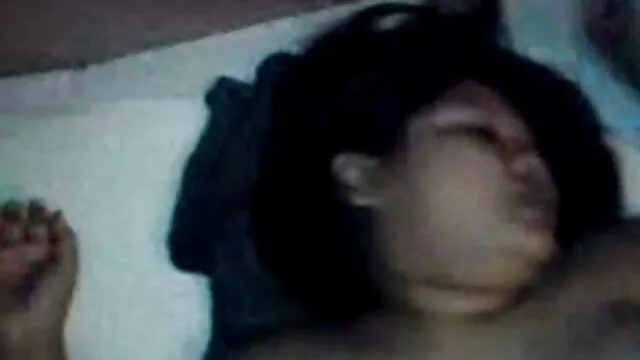 Une fille veut prouver aux amis de son frère qu'elle est une femme maintenant porno xxl fr