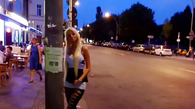 Kyanna tukif porno xxl Lee aime prendre de la viande noire en profondeur