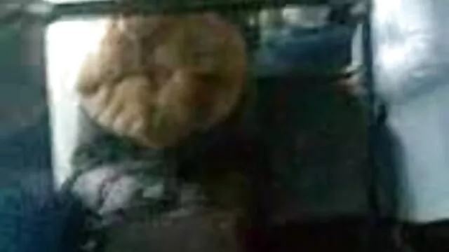 Blonde se déshabille et filme porno xxl gratis online baise en public
